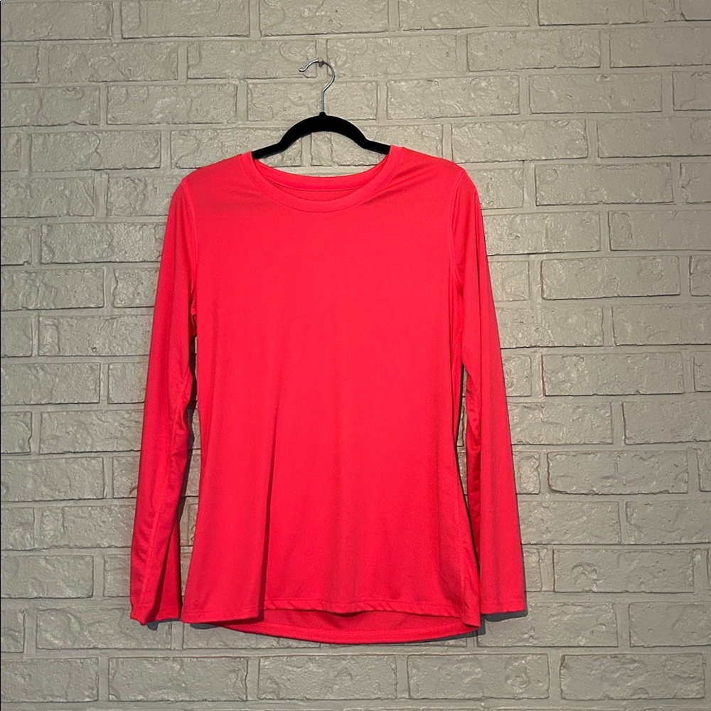 Hane’s Bright Pink Dryfit Long Sleeve Top